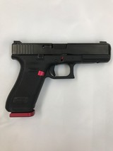 GLOCK 17 g17 gen 5 - 6 of 7