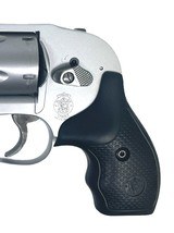SMITH & WESSON 638-3 - 4 of 7
