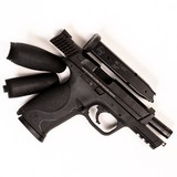 SMITH & WESSON M&P40 - 4 of 4