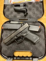 GLOCK .40 G23 GEN 5 w/ 3 mags - 2 of 2