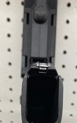 Smith & Wesson M&P15 - 3 of 4