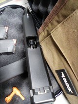 GLOCK 17 GEN 5 - 2 of 3