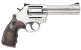 SMITH & WESSON 686 PLUS 3-5-7 MAGNUM SERIES - 1 of 3