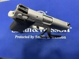 SMITH & WESSON 3913 - 3 of 4