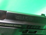 SMITH & WESSON M&P9 - 4 of 5