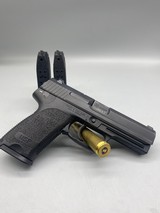 HECKLER & KOCH USP - 2 of 2
