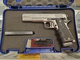 SMITH & WESSON SW1911 - 1 of 4