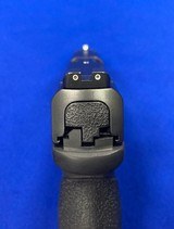 SMITH AND WESSON M&P 9 - 5 of 6