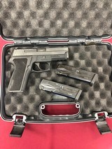 SIG SAUER P229 NITRON - 1 of 4