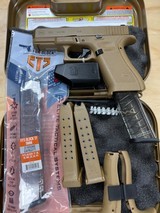 GLOCK 19 19x G19X NIGHT SIGHTS 31 ROUND MAGAZINE - 1 of 6