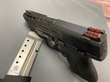 SMITH AND WESSON M&P 40 Shield Performance center Rare - 7 of 7