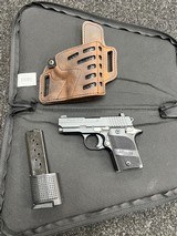 SIG SAUER P938 NIGHT SIGHTS 10 ROUND MAGAZINE BELT HOLSTER - 2 of 7