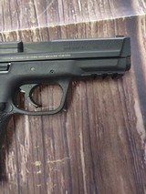 SMITH & WESSON M&P 40 w/ Thumb Safety - 5 of 7