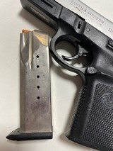 SMITH AND WESSON SW40VE - 5 of 5