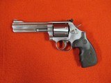 SMITH AND WESSON 686-6 - 2 of 4