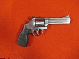 SMITH AND WESSON 686-6 - 1 of 4