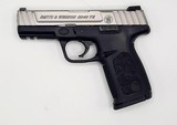 SMITH & WESSON SD40 VE - 1 of 6