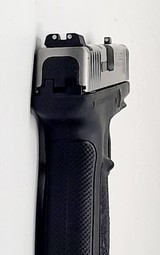 SMITH & WESSON SD40 VE - 6 of 6