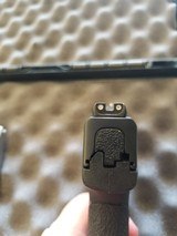 SMITH & WESSON M&P 9 SHIELD - 4 of 7