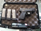 SMITH & WESSON M&P 9 SHIELD - 2 of 7
