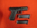 GLOCK 19 Gen 5 Don&sbquo;&sbquo;t Tread On Me 9MM LUGER (9X19 PARA - 3 of 5