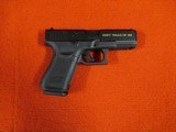 GLOCK 19 Gen 5 Don&sbquo;&sbquo;t Tread On Me 9MM LUGER (9X19 PARA - 1 of 5