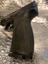 SMITH & WESSON M&P40 M2.0 - 12 of 13