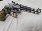 SMITH & WESSON 686 PLUS - 5 of 5