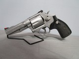 SMITH & WESSON 686-6 PRO SERIES - 2 of 9