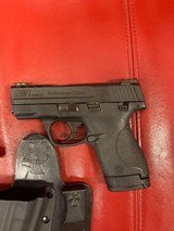 SMITH AND WESSON M&P 9 Shield Performance Center - 3 of 4