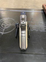 NIGHTHAWK CUSTOM VIP Commander - 4 of 6