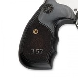 SMITH & WESSON 686 PLUS 3-5-7 MAGNUM SERIES - 3 of 3
