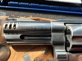 SMITH & WESSON 500 S&W magnum 4 - 2 of 6