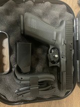 GLOCK Blue Label G17 Gen 5 - 1 of 2