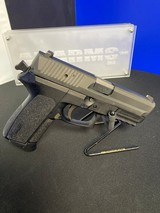 SIG SAUER SP2022 - 1 of 2