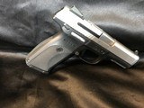 RUGER SR9 - 5 of 5