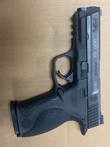 SMITH AND WESSON M&P 40 FULL SIZE WITH NIGHT SIGHTS (DEKALB COUNTY PD TRADE IN) - 2 of 7