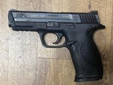 SMITH & WESSON M&P 40 FULL SIZE WITH NIGHT SIGHTS (DEKALB COUNTY PD TRADE IN) - 2 of 7