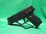 TAURUS PT740 SLIM - 2 of 5