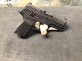 SIG SAUER P320 SC - 1 of 4