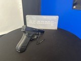 GLOCK 22 G22 GEN 4 .40 (Night Sights) POLICE TRADE IN - 3 of 7