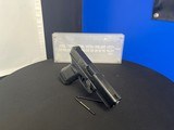 GLOCK 22 G22 GEN 4 .40 (Night Sights) POLICE TRADE IN - 6 of 7