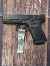 GLOCK 19m g19m fbi with Ameriglow night sights (Remanufactured) - 4 of 6