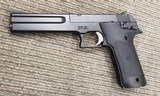 SMITH & WESSON 422 - 1 of 1