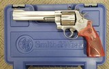 SMITH & WESSON 629-6 DELUXE - 1 of 1