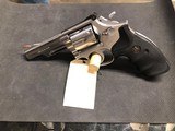 SMITH & WESSON 66-2 w/ pach rubber grips! - 1 of 7