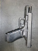 GLOCK 17Gen4 - 2 of 4