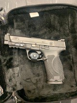 SMITH & WESSON M&P 45 M2.0 - 2 of 7