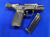 SMITH AND WESSON M&P9 M2.0 - 3 of 6