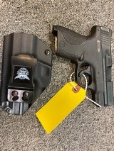SMITH & WESSON M&P 9 SHIELD - 1 of 2